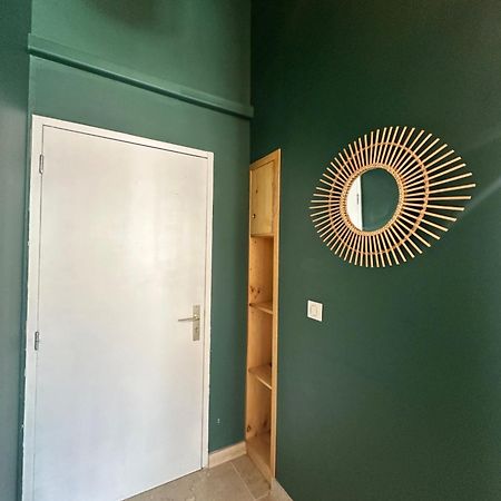 Appartement Avec Vue Sur L Eglise Des Saintes Zewnętrze zdjęcie