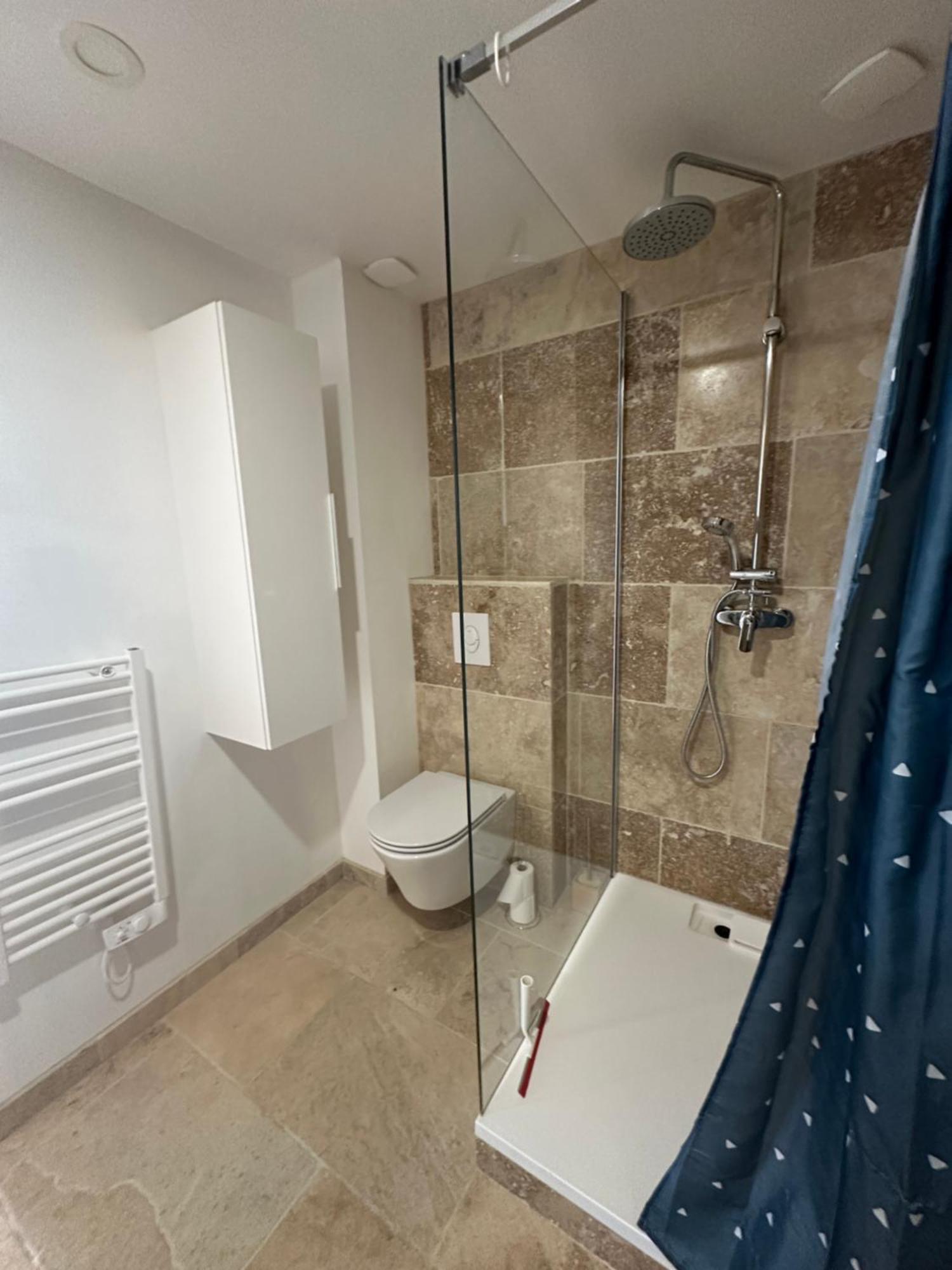 Appartement Avec Vue Sur L Eglise Des Saintes Zewnętrze zdjęcie