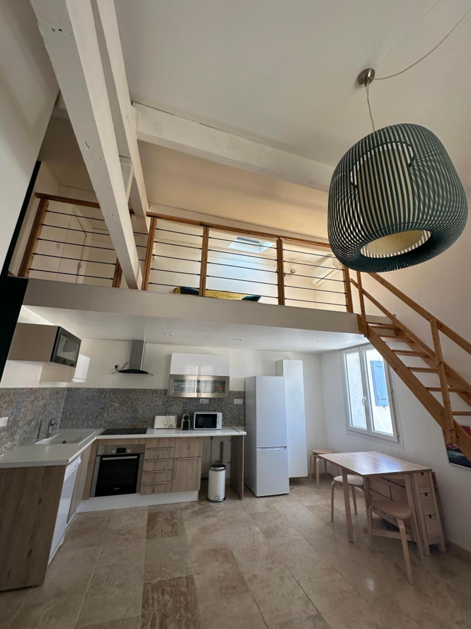 Appartement Avec Vue Sur L Eglise Des Saintes Zewnętrze zdjęcie