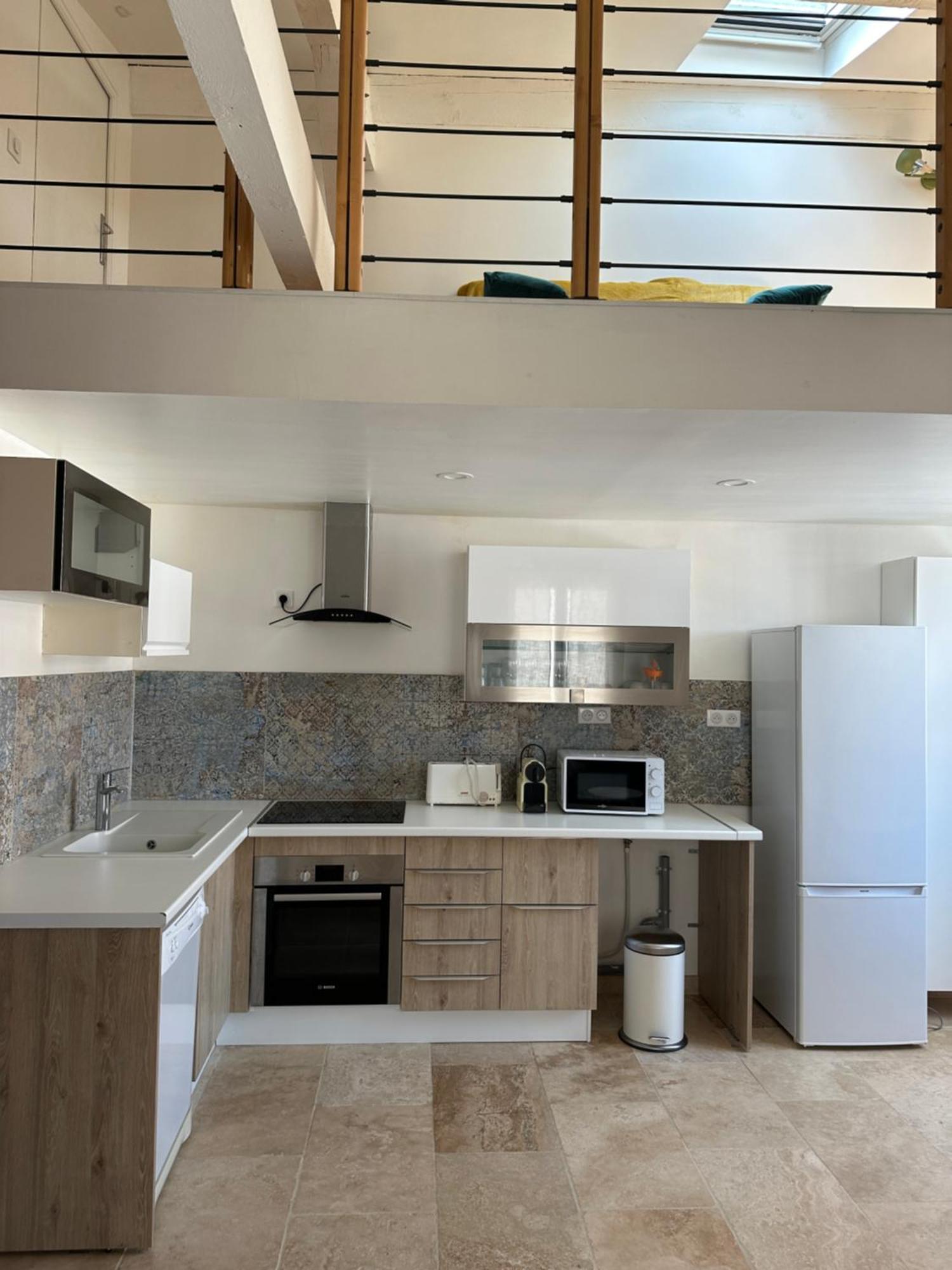 Appartement Avec Vue Sur L Eglise Des Saintes Zewnętrze zdjęcie